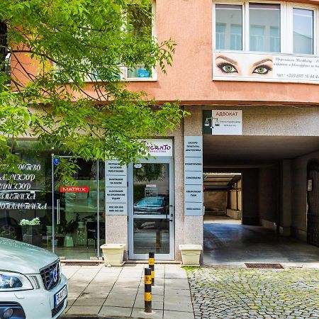 Modernly-Designed 1Bd Apartment With A Nice Terrace Plovdiv Bagian luar foto