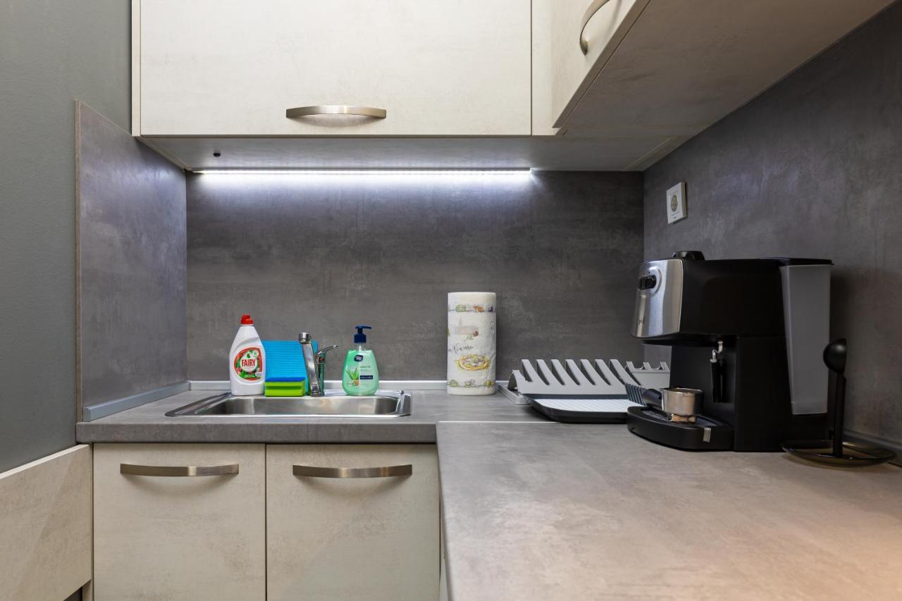 Modernly-Designed 1Bd Apartment With A Nice Terrace Plovdiv Bagian luar foto